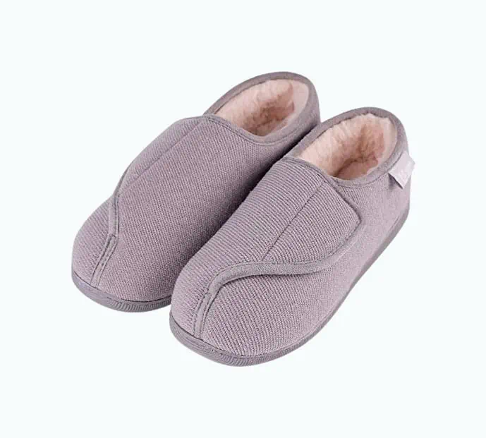 Product Image of the LongBay Furry Slippers